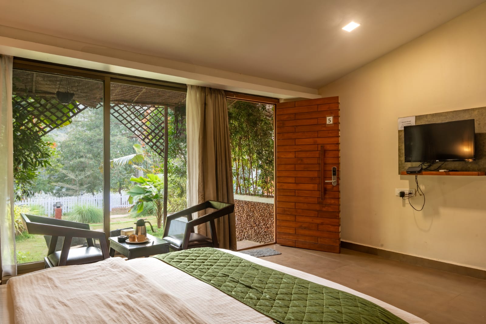 WhatsApp Image 2026-01-07 at 10.58.02 PM (1)