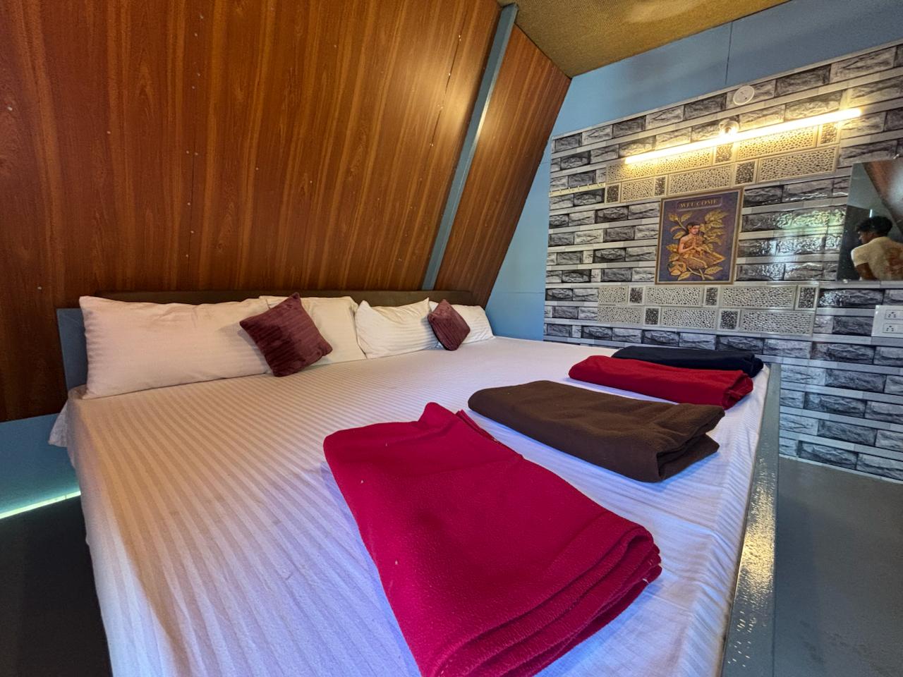 WhatsApp Image 2026-01-16 at 9.02.09 PM (1)